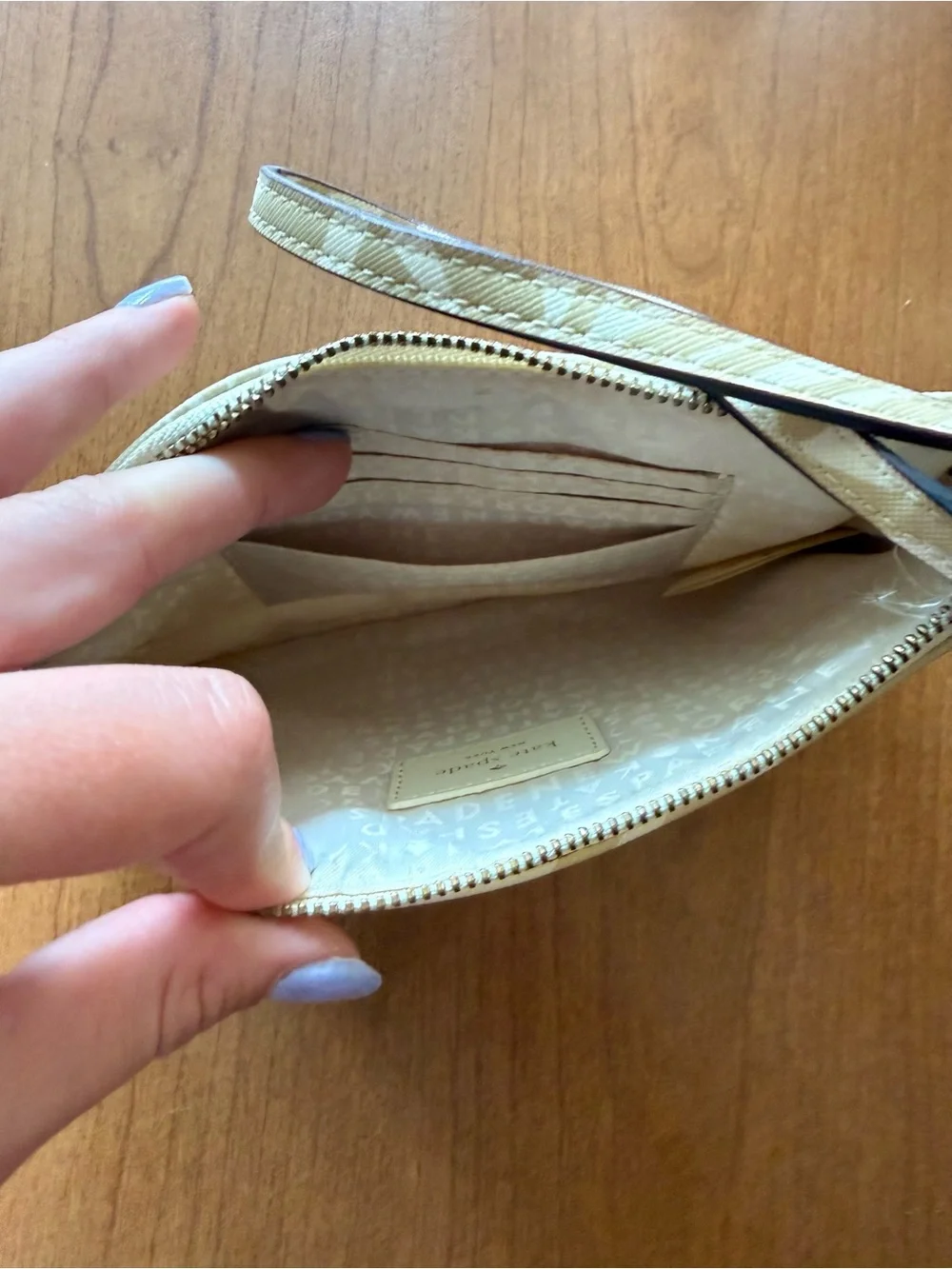 Kate Spade Cream and Beige Leaf-Print Wristlet